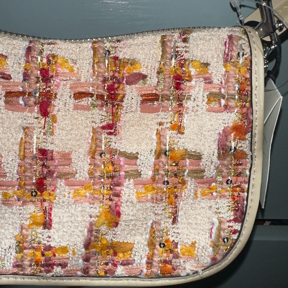 Coach Tweed Swinger 20 - Picture 2 of 9